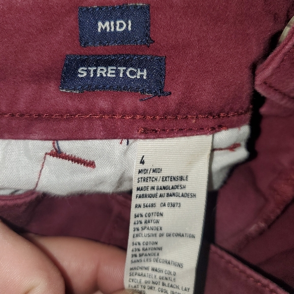 A.Eagle Midi Stretch Shorts Pomegranate Red - Picture 3 of 3